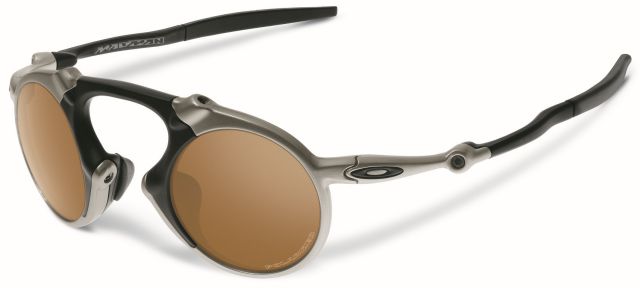 Madman in Plasma / Tungsten Iridium Polarized