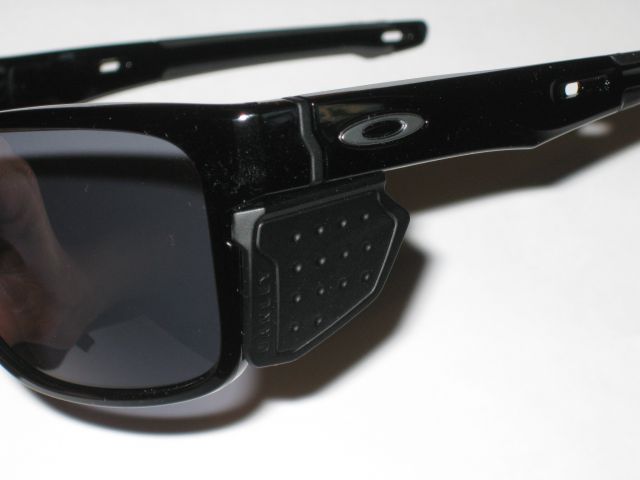 oakley airdrop side shields